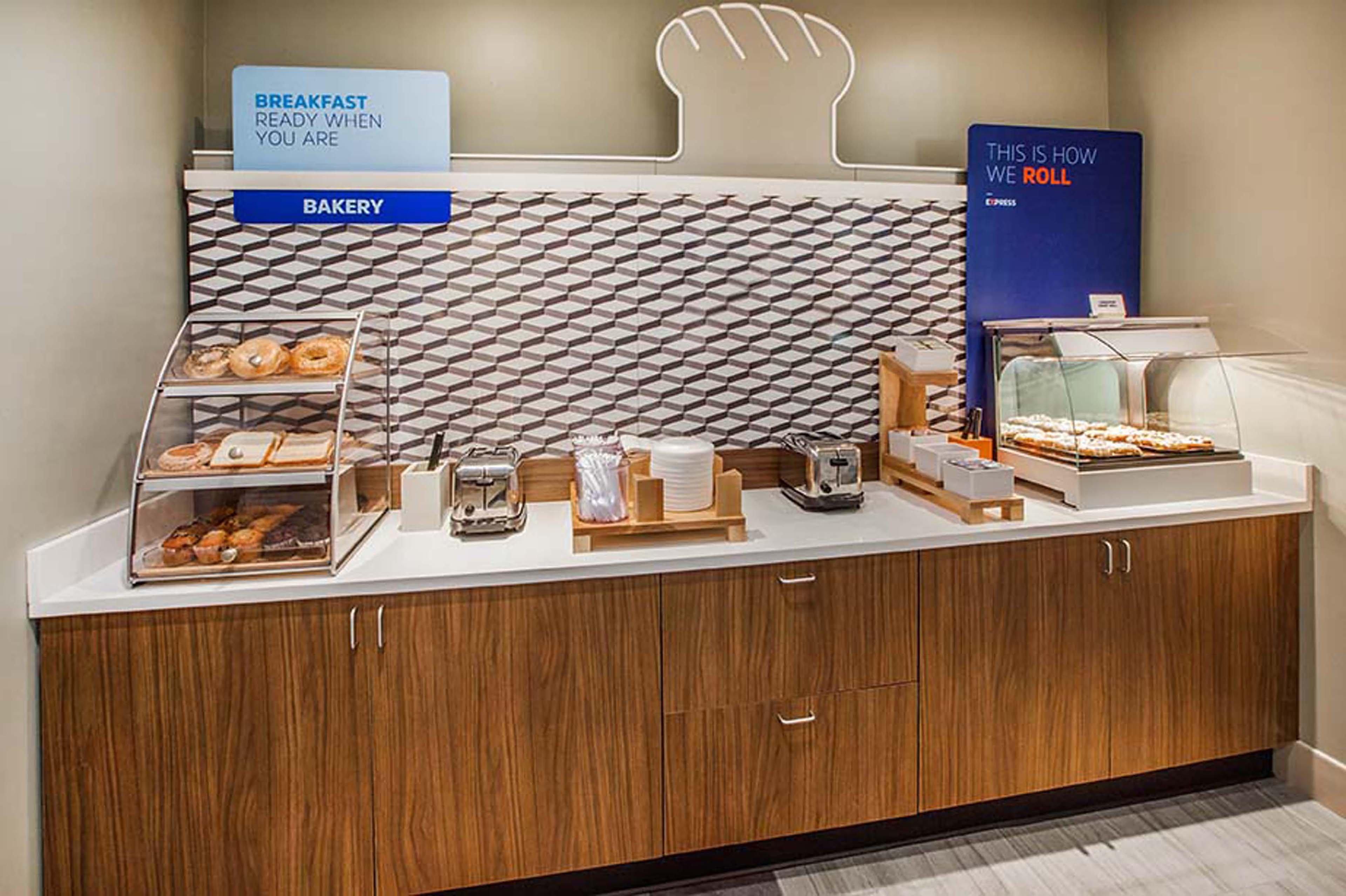 Holiday Inn Express Cloverdale - Greencastle By Ihg Екстер'єр фото
