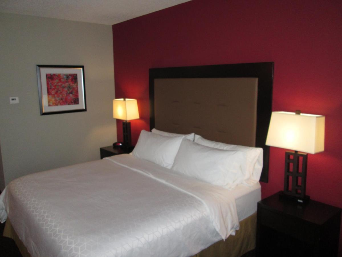 Holiday Inn Express Cloverdale - Greencastle By Ihg Екстер'єр фото