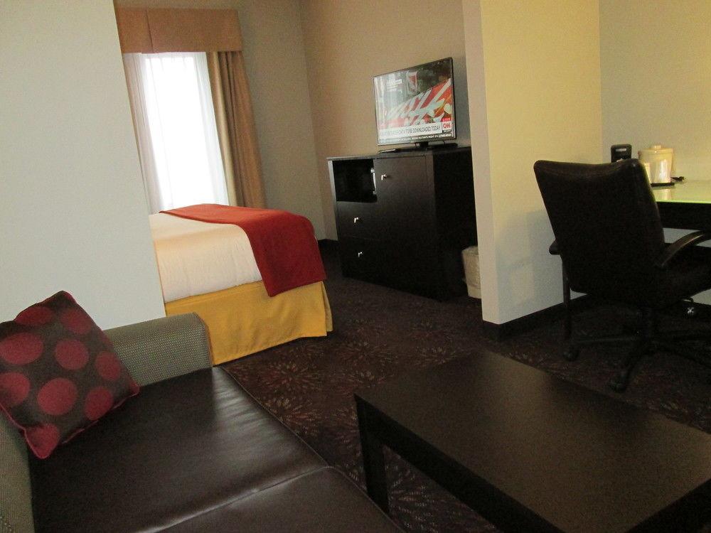 Holiday Inn Express Cloverdale - Greencastle By Ihg Екстер'єр фото