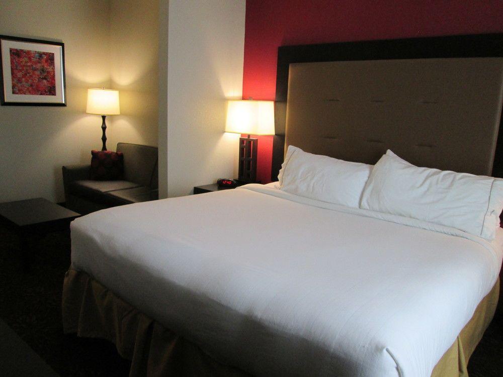 Holiday Inn Express Cloverdale - Greencastle By Ihg Екстер'єр фото